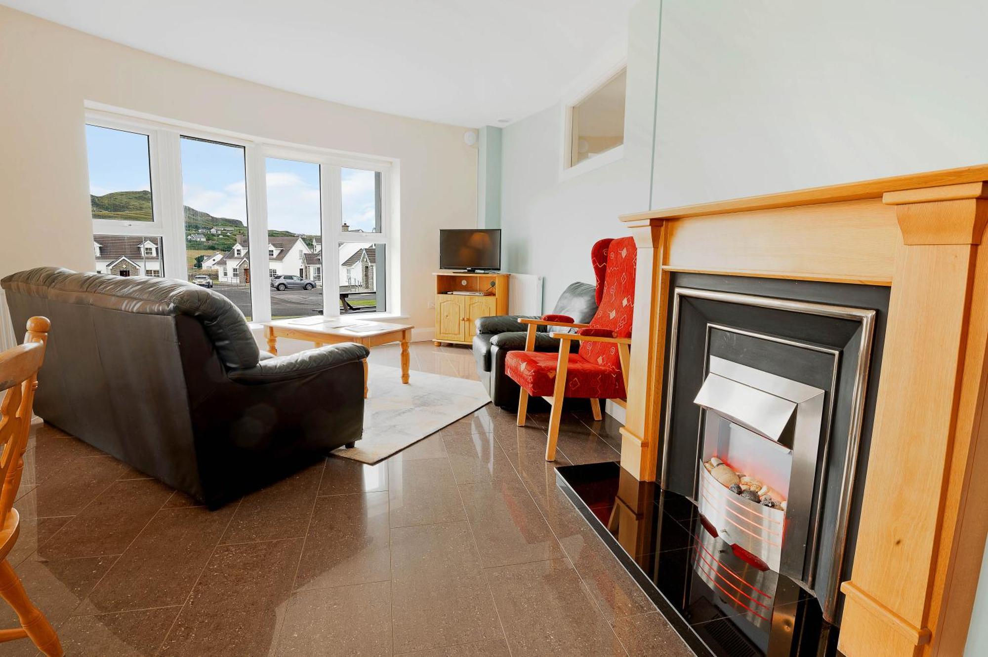 Downings Coastguard Cottages - Type B-E 外观 照片