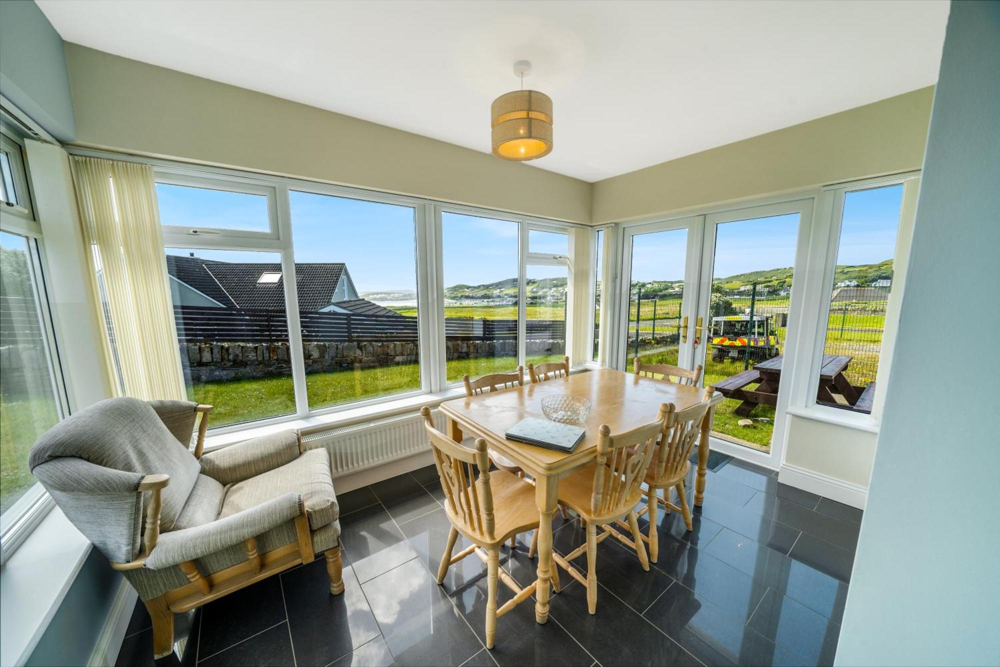 Downings Coastguard Cottages - Type B-E 外观 照片