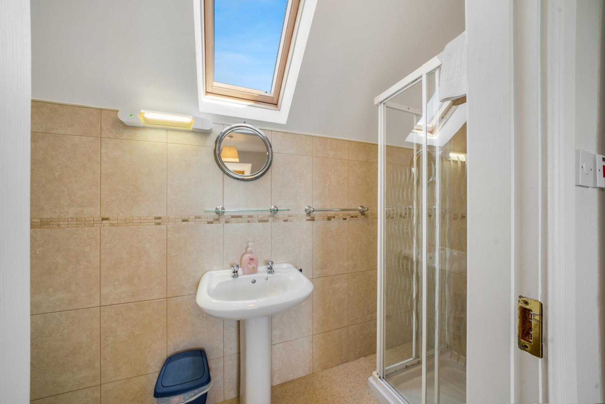Downings Coastguard Cottages - Type B-E 外观 照片